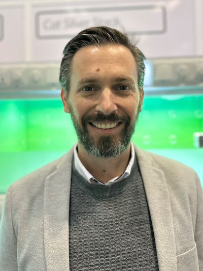 037-01-CASCO-Pet-Kevin-DeWalt