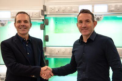 047-03-CASCO-Pet-Matthew-Bubear-and-Wayne-Kemp