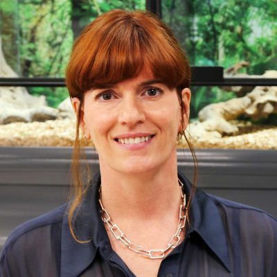 065-03-CASCO-Pet-Lois-Newman