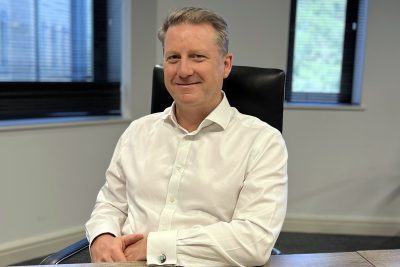 366-01-Fraikin-Craig-Douglas