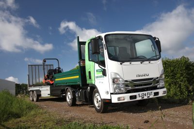 005-02-Isuzu-Truck-Glendale-Countryside