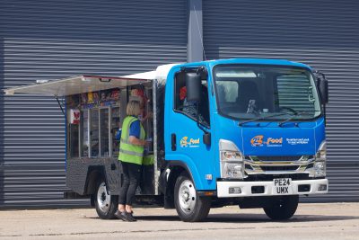 014-02-Isuzu-Truck-UK-2-U-Food