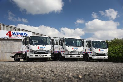 042-01-Isuzu-Truck-Fourwinds-Garage