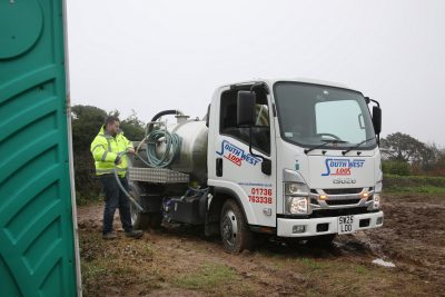 008-02-Isuzu-Truck-South-West-Loos