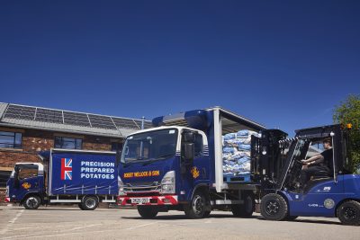 011-02-Isuzu-Truck-Robert-Wellock-&-Son