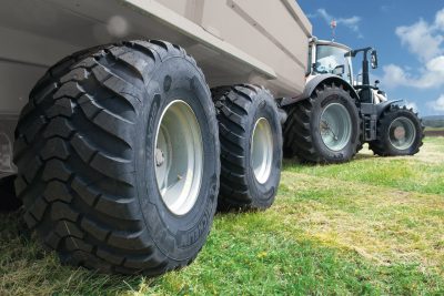 269-02-Michelin-TrailXBib-agricultural-tyres
