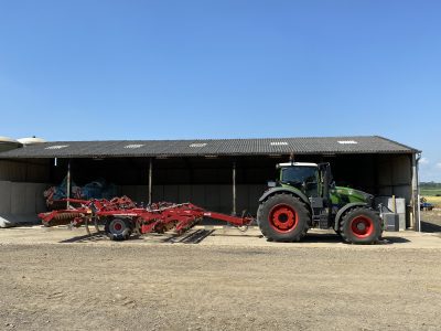 334-02-Michelin-DS-&-JE-King-&-Son