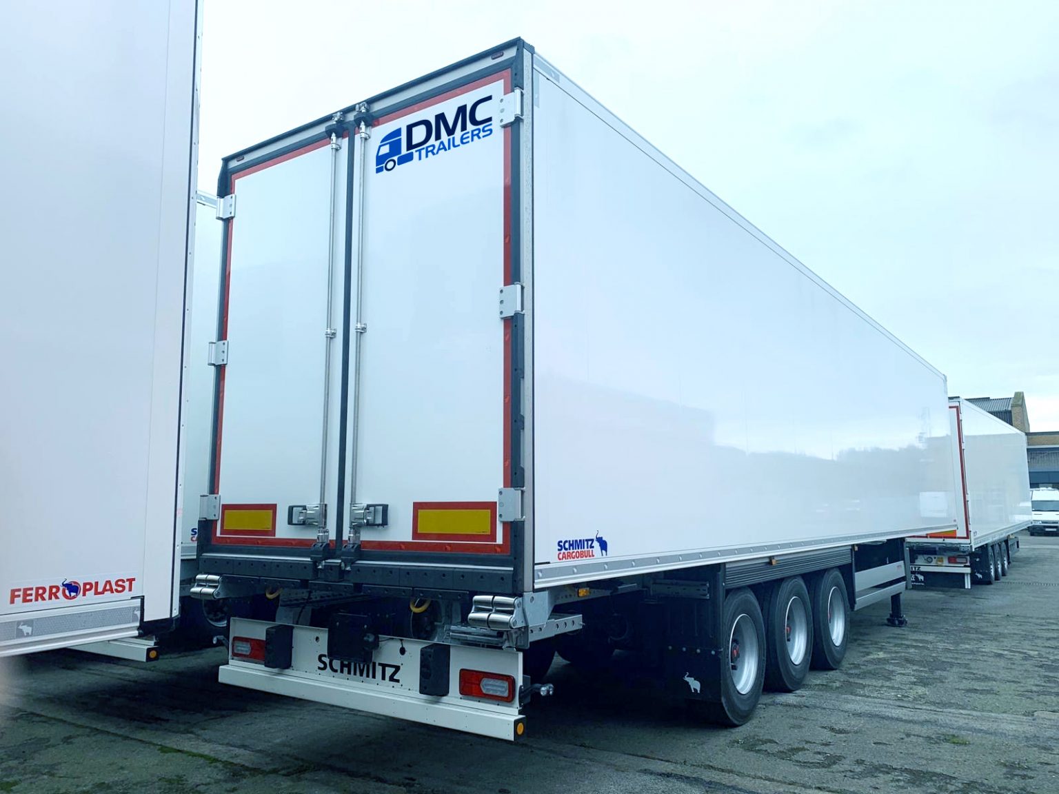 303 01 Schmitz Cargobull DMC Trailers Schmitz Cargobull